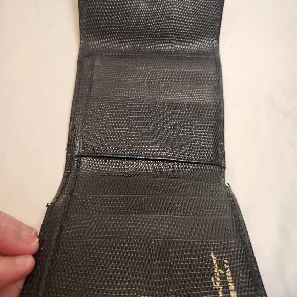 Salvatore Ferragamo Vara Vintage Wallet - Picture 12 of 12